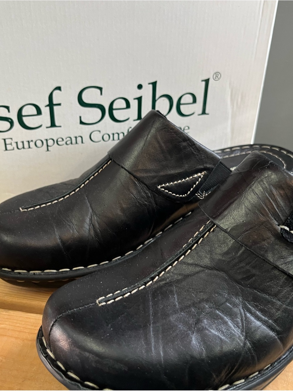Josef Seibel Black Leather Slip-On Clogs with Contrast Stitching